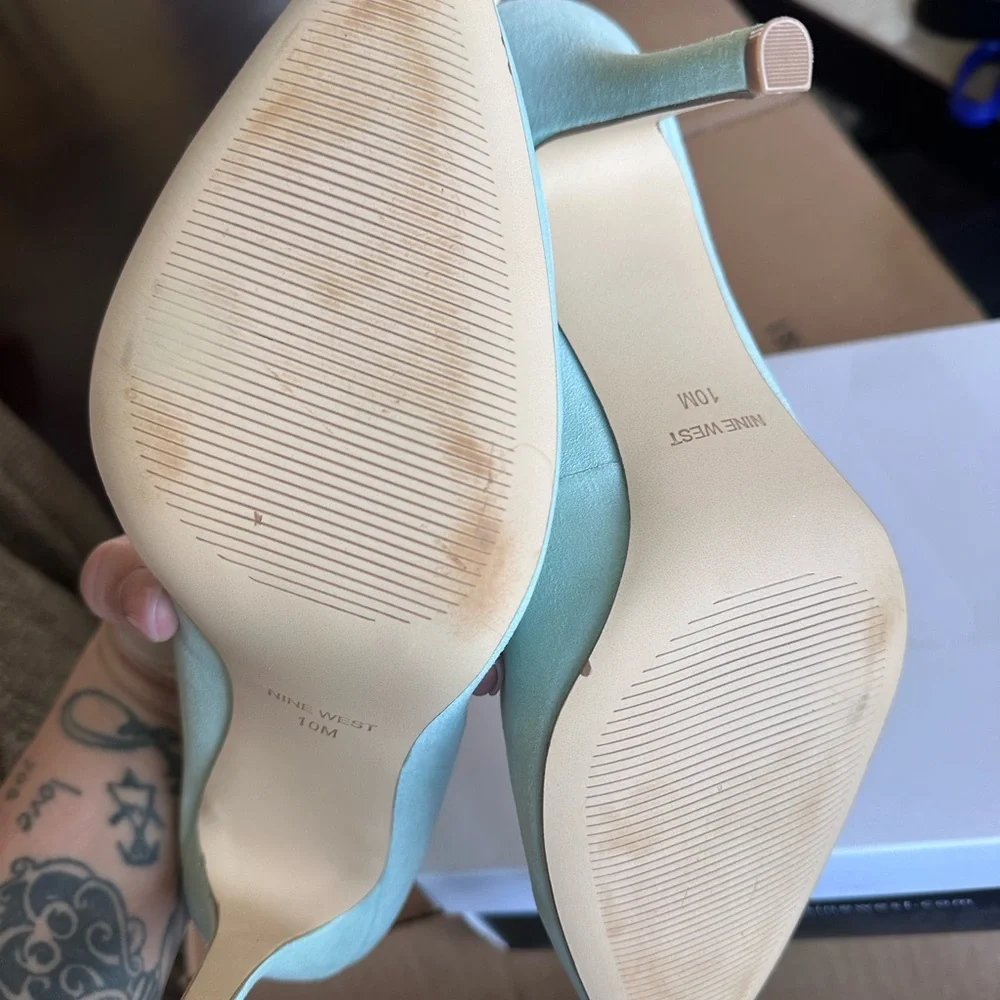 Nine West Women's Mint Green Suede Pumps - Picture 3 of 3